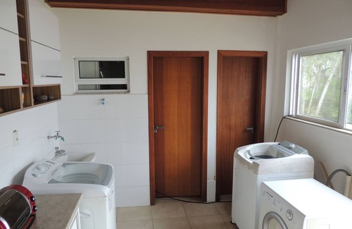 Jardim Olinda Casa | Maravillosa casa con piscina y área gourmet en comunidad cerrada