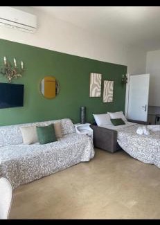 Pai Apartamento | Wonderful Lake View Apartments with Pool with Breakfast GARDASEE