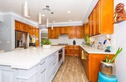 Roseville Casa | Maravillosa casa grande muy cerca de las atracciones!
