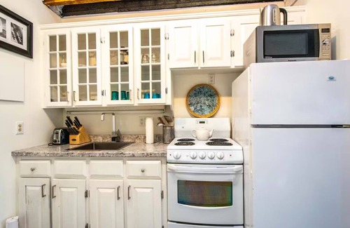 Downtown Halifax Apartamento | Wonderful Loft in Historic DT