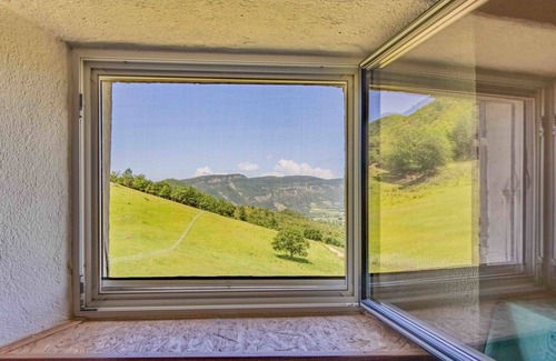 Roche-Saint-Secret Villa | Casa de vacaciones privada con WIFI, TV, mascotas permitida, vista panorámica, aparcamiento