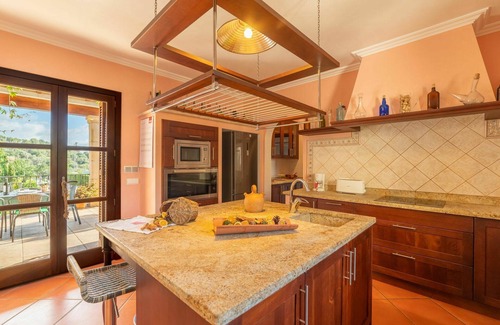 Mancor de la Vall Villa | Casa de vacaciones privada con WIFI, A/C, jacuzzi, piscina privada, TV, patio, vista panorámica