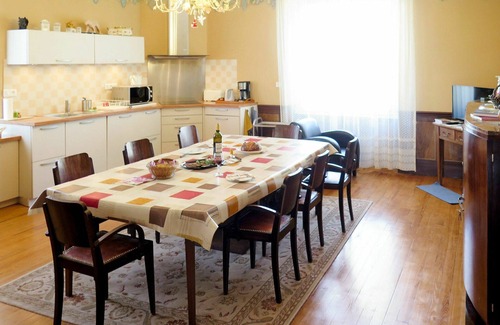 Lacapelle-Segalar Casa | Estupenda casa de vacaciones privada con WIFI, A/C, piscina privada, TV, terraza, aparcamiento