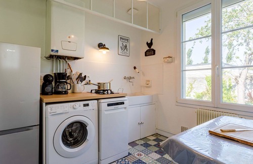 Le Home Casa | Preciosa casa de vacaciones privada para 4 personas con WIFI, TV, mascotas permitida y aparcamiento