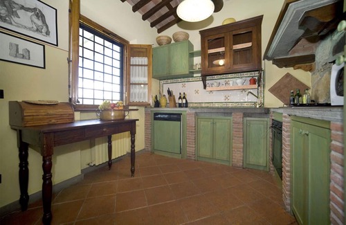 SantʼAndrea di Compito Villa | Estupenda casa de vacaciones privada con WIFI, piscina privada, A/C, TV, terraza, cerca de Lucca