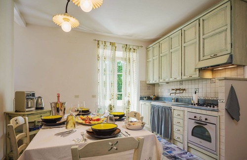 Stazzema Casa | Estupenda casa de vacaciones privada con WIFI, TV, terraza, mascotas permitida y aparcamiento