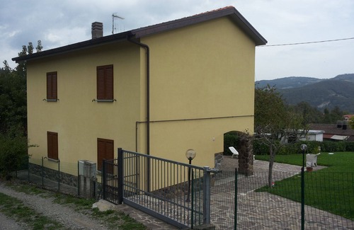 Porretta Terme Casa | Casa de vacaciones privada con WIFI, TV, mascotas permitida, vista panorámica, aparcamiento