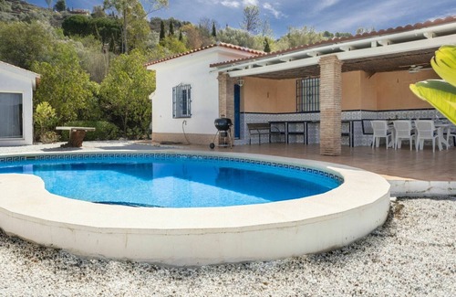 Archez Villa | Wonderful private villa for 6 people with WIFI, A/C, private pool, TV and parking
