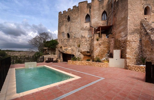 El Catllar Casa | Estupenda casa de vacaciones privada con piscina privada, WIFI, TV, vista panorámica, aparcamiento