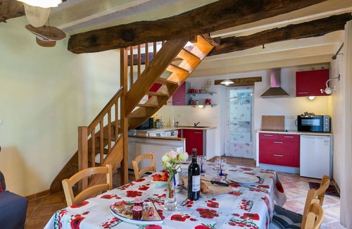 Saint-Jean-du-Doigt Villa | Maravillosa casa de vacaciones privada con WIFI, TV, patio, mascotas permitida y aparcamiento
