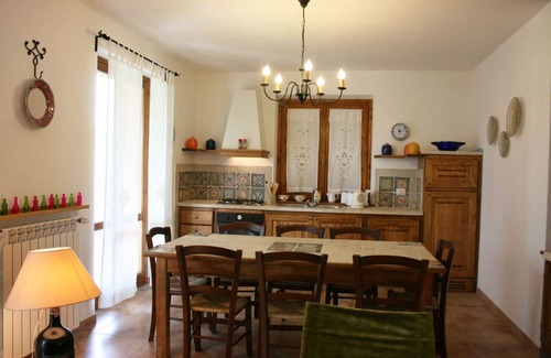 Lucignano Villa | Preciosa casa de vacaciones privada con piscina privada, WIFI, TV, balcón y aparcamiento