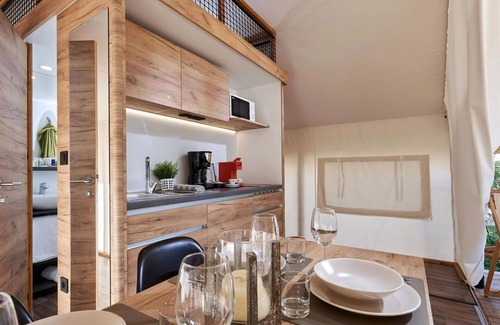 IJhorst Casa | Maravillosa casa de vacaciones privada con WIFI, A/C, piscina, TV, terraza y aparcamiento