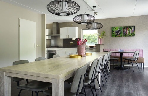 Vlagtwedde Casa | Casa de vacaciones privada con piscina, WIFI, TV, terraza, mascotas permitida, aparcamiento