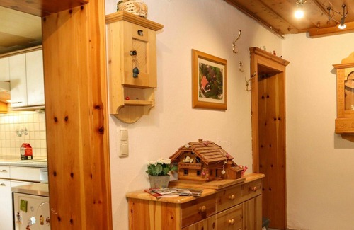 Zederhaus Casa | Preciosa casa de vacaciones privada para 5 personas con WIFI, TV, patio y aparcamiento