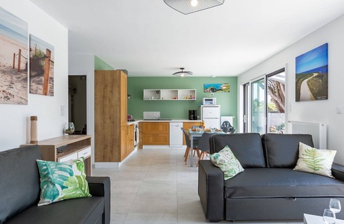 Locquirec Casa | Casa de vacaciones privada con jacuzzi, WIFI, TV, terraza, mascotas permitida, aparcamiento