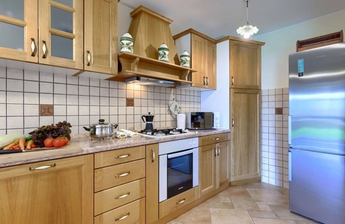 Brovinje Casa | Maravillosa casa de vacaciones privada para 8 personas con piscina privada, WIFI, A/C, TV y terraza
