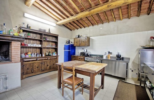 Montecarlo Villa | Casa de vacaciones privada con piscina privada, A/C, WIFI, TV, patio, vista panorámica