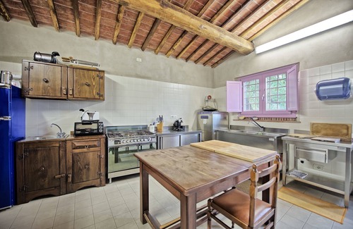 Montecarlo Villa | Casa de vacaciones privada con piscina privada, A/C, WIFI, TV, patio, vista panorámica