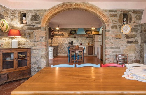 Bucine Villa | Casa de vacaciones privada con WIFI, piscina privada, patio, vista panorámica, aparcamiento