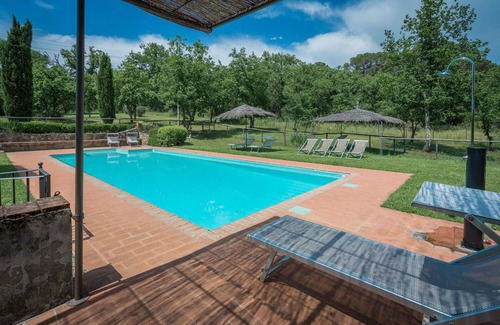 Bucine Villa | Casa de vacaciones privada con WIFI, piscina privada, patio, vista panorámica, aparcamiento