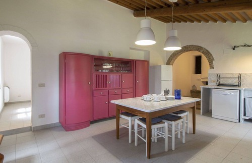 Lorenzana Casa | Estupenda casa de vacaciones privada con WIFI, piscina, balcón, vista panorámica, aparcamiento
