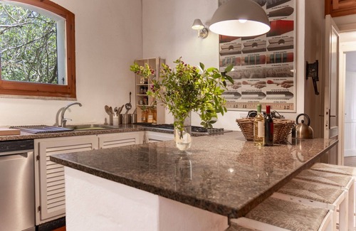 Porto Pinetto Villa | Casa de vacaciones privada con WIFI, piscina privada, TV, patio, vista panorámica, aparcamiento