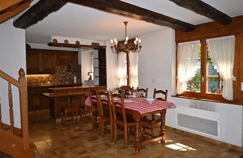 Ovronnaz Casa | Preciosa casa de vacaciones privada para 6 personas con WIFI, TV, terraza y aparcamiento