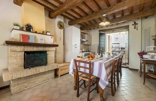 Casinina Casa | Casa de vacaciones privada con WIFI, bañera de hidromasaje, piscina privada, TV, vista panorámica