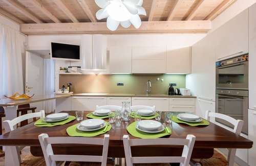 San Desiderio Casa | Estupenda casa de vacaciones privada para 6 personas con WIFI, piscina privada, A/C, TV y terraza