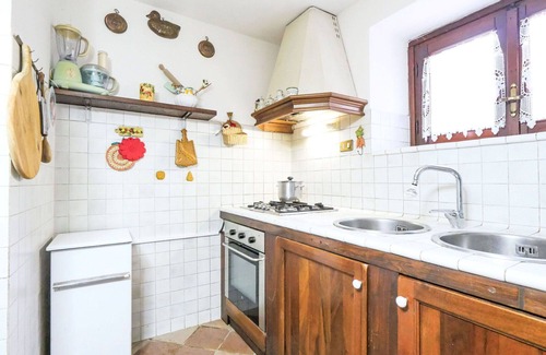 Montieri Casa | Preciosa casa de vacaciones privada para 8 personas con WIFI, TV, patio y mascotas permitida