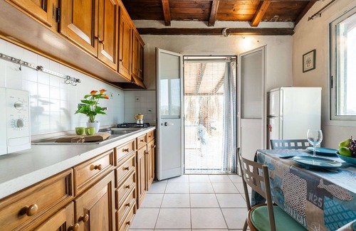 Muravera Casa | Maravillosa casa de vacaciones privada con A/C, WIFI, TV, patio, vista panorámica, aparcamiento
