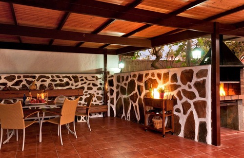 Ingenio Villa | Maravillosa casa de vacaciones privada para 12 personas con WIFI, A/C, piscina privada, TV y patio
