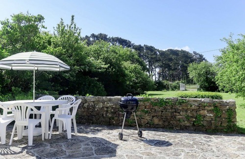 Goulien Casa | Estupenda casa de vacaciones privada con TV, terraza, mascotas permitida y aparcamiento