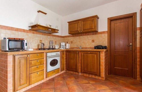 Stanisovi Villa | Preciosa casa de vacaciones privada con A/C, piscina, WIFI, TV, terraza y aparcamiento