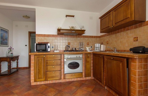 Stanisovi Villa | Preciosa casa de vacaciones privada con A/C, piscina, WIFI, TV, terraza y aparcamiento