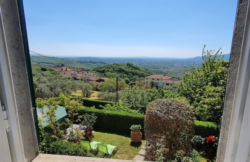 Ciciana Villa | Casa de vacaciones privada con WIFI, piscina privada, veranda, vista panorámica, cerca de Lucca