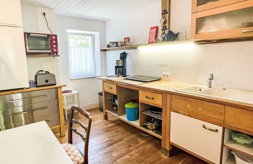 Falkenhain Villa | Preciosa casa de vacaciones privada para 3 personas con WIFI, TV, terraza y aparcamiento