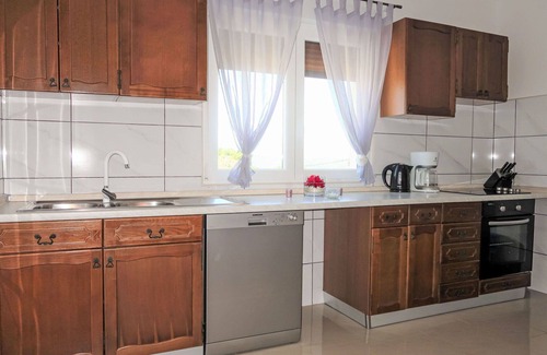Pican Casa | Maravillosa casa de vacaciones privada con WIFI, piscina privada, A/C, TV, terraza y aparcamiento