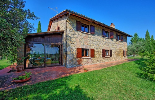 Cetona Villa | Preciosa casa de vacaciones privada con piscina privada, A/C, TV, vista panorámica y aparcamiento