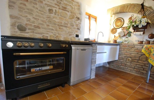 Ginestreto Casa | Casa de vacaciones privada con WIFI, TV, mascotas permitida, vista panorámica, aparcamiento