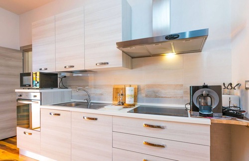 Pescia Villa | Casa de vacaciones privada con piscina privada, A/C, WIFI, TV, vista panorámica, aparcamiento