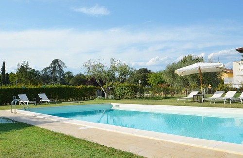 Signa Villa | Casa de vacaciones privada con jacuzzi, A/C, WIFI, piscina privada, TV, cerca de Florencia