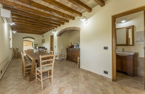 Tribogna Villa | Casa de vacaciones privada con A/C, piscina privada, internet, TV, terraza, vista panorámica