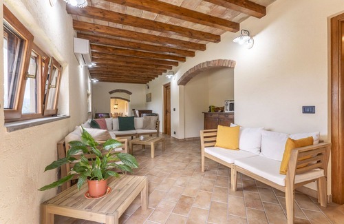 Tribogna Villa | Casa de vacaciones privada con A/C, piscina privada, internet, TV, terraza, vista panorámica