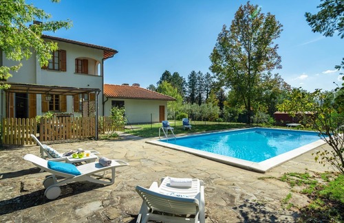 Vicchio Villa | Casa de vacaciones privada con WIFI, piscina privada, TV, patio, vista panorámica, aparcamiento