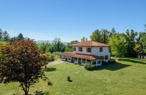 Vicchio Villa | Casa de vacaciones privada con WIFI, piscina privada, TV, patio, vista panorámica, aparcamiento