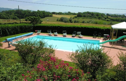 Vicchio Villa | Casa de vacaciones privada con WIFI, piscina privada, TV, patio, vista panorámica, aparcamiento