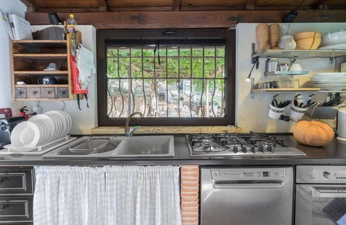Nepi Casa | Casa de vacaciones privada con WIFI, A/C, piscina privada, TV, patio, vista panorámica