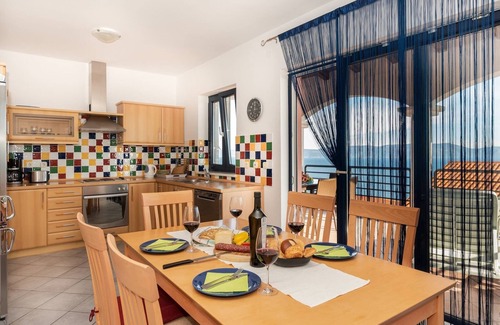 Ravni Casa | Wonderful Sea View - Holiday Home Alis
