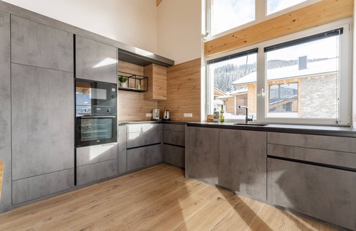 Sankt Lambrecht Casa | Wonderful ski in-ski out lodge in Grebenzen